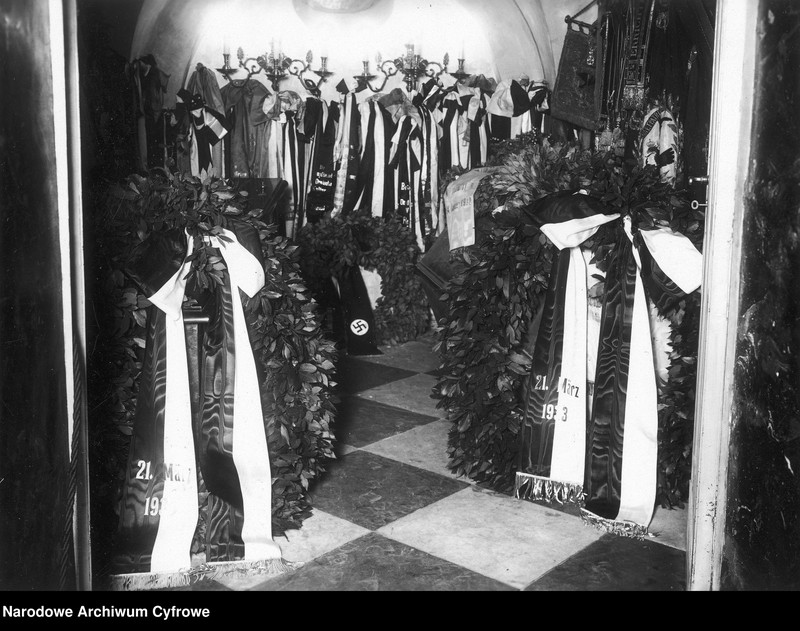 image.from.unit.number "Uroczyste posiedzenie Reichstagu w kościele garnizonowym w Poczdamie"