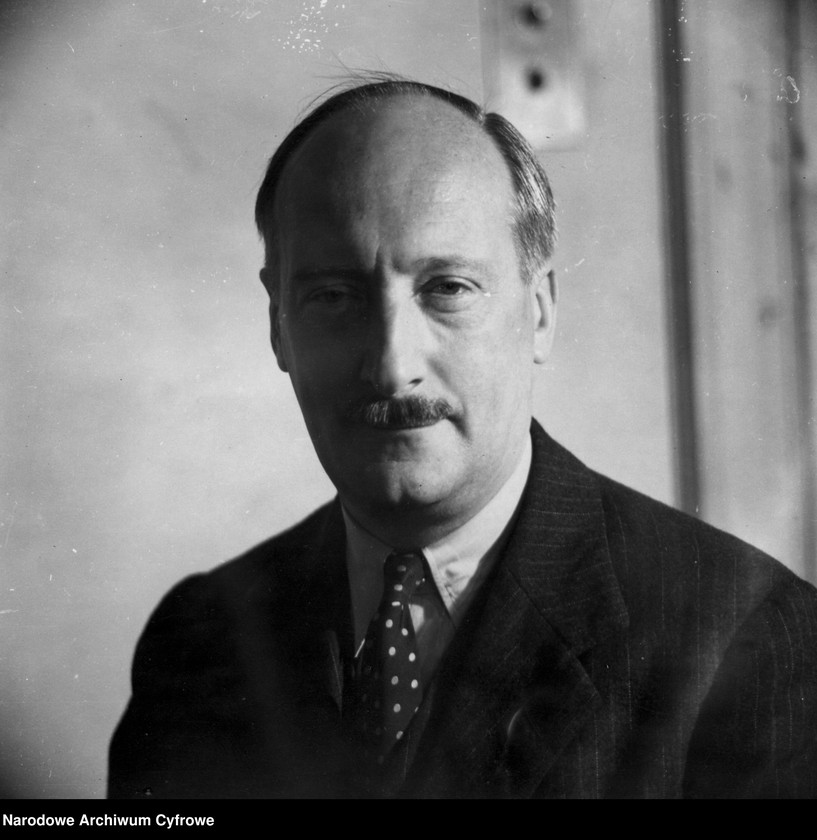 image.from.unit.number "Adam Romer"