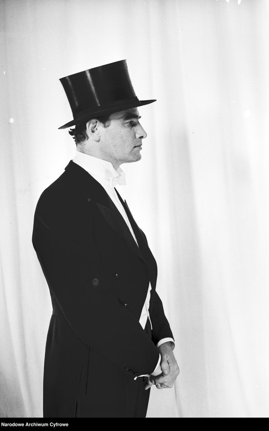 Obraz 1 z jednostki "Warszawa. Teatr Syrena - sztuka "Jim strzela pierwszy""