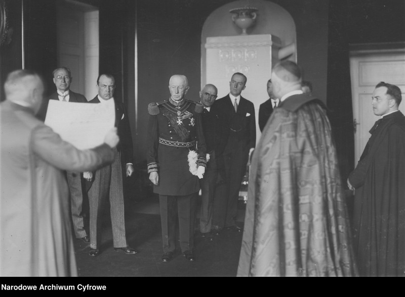 image.from.unit.number "Odznaczenie Krzyżem Profesów prezydenta Związku Polskich Kawalerów Maltańskich Bogdana Hutten-Czapskiego w Poznaniu"