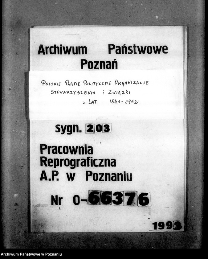 Obraz 1 z jednostki "Korespondencja: okólniki Poznańskiego Okręgu Wojewódzkiego. Sprawozdania z objazdu autokina. Szkice rysunkowe na plansze propagandowe"