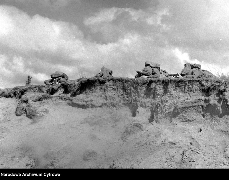 image.from.unit.number "1 Samodzielna Brygada Spadochronowa w Wielkiej Brytanii"