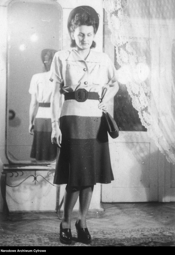 image.from.collection.number "Moda damska lata 1940111"