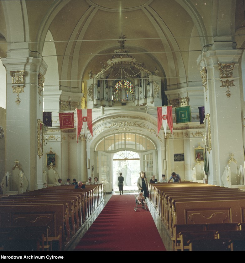 Obraz 3 z jednostki "Uroczystości odpustowe w kościele Narodzenia Najświętszej Maryi Panny w Biechowie"