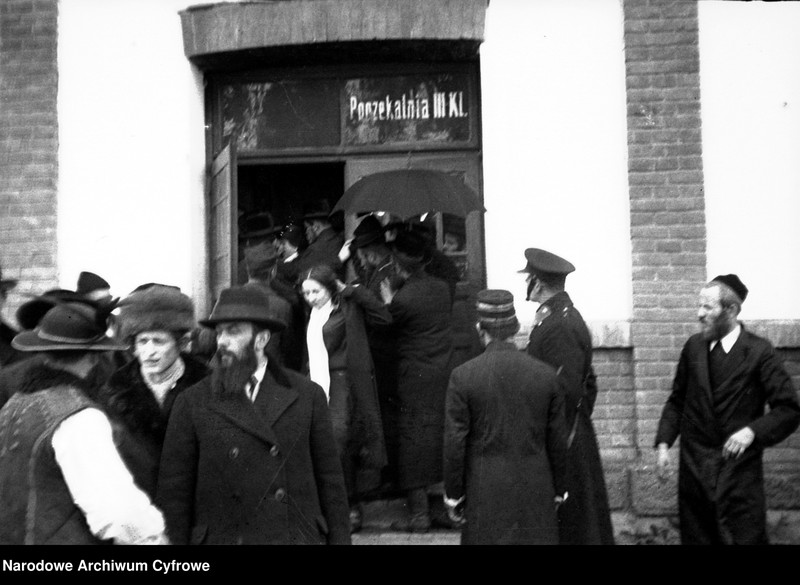 image.from.unit.number "Wesele córki cadyka z Bobowej Ben Sion Halberstama"