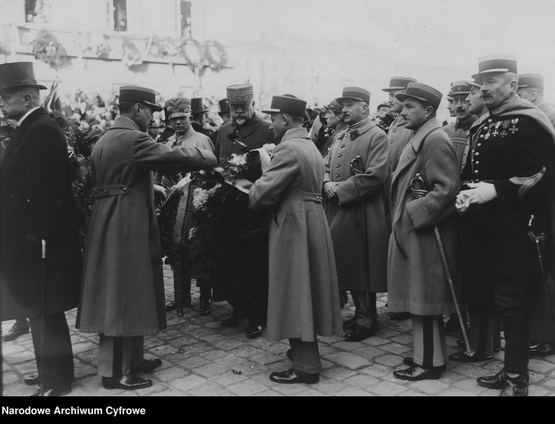 image.from.unit.number "Pogrzeb Nieznanego Żołnierza w Warszawie"