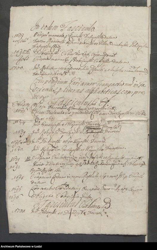 image.from.unit.number "1. Regestr Papirów do Dóbr Kaszyc, Trzcianca, Rossoki, Krywego y Łodzinki należących przez sucessorów […] Cecyli z Radochowiec Sobieski, Czesnikowey Korony, od […] Pani Konstancji na Twierdzey y Toporowi Kossakowskiey, niegdy […] Pana Sobieskiego Cześnika Korony pozostałej małżonki. Przemyśl 1715, 17 VI, 2. Punkty dekretu trybunalskiego w sprawie między sukcesorami Cecyli z Radochowiec Sobieskiej [...]"