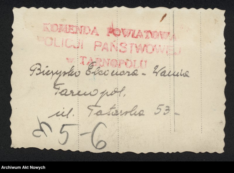 image.from.unit.number "Przyjęcie do służby w Policji Państwowej Eleonory Wandy Biczysko. Dokumentacja osobowa, korespondencja."