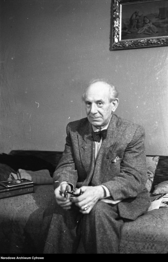 image.from.unit.number "Laboratorium Zakładu Syntezy Organicznej Polskiej Akademii Nauk [ZSO PAN]. Portrety sytuacyjne i grupowe"