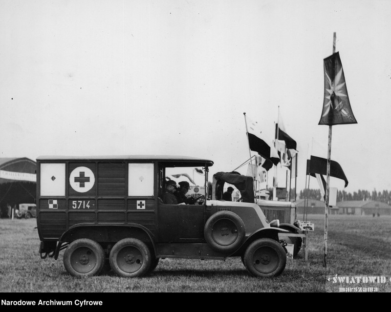 Obraz 2 z jednostki "Międzynarodowe Zawody Samolotów Turystycznych (Challenge 1930) w Warszawie"