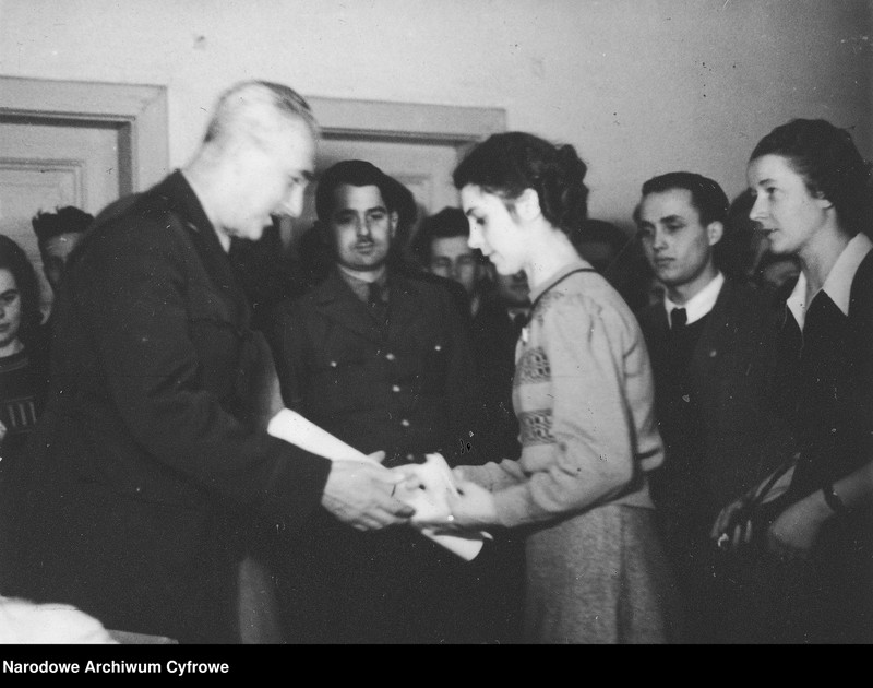 image.from.unit.number "Amerykańska pomoc dla Polski"