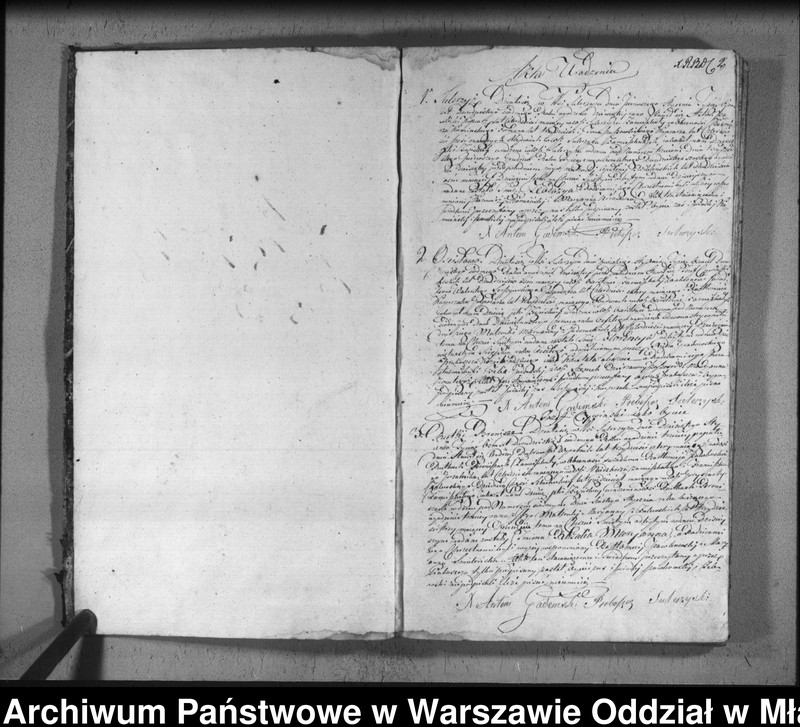 image.from.unit.number "Akta urodzin, małżeństw i zgonów"