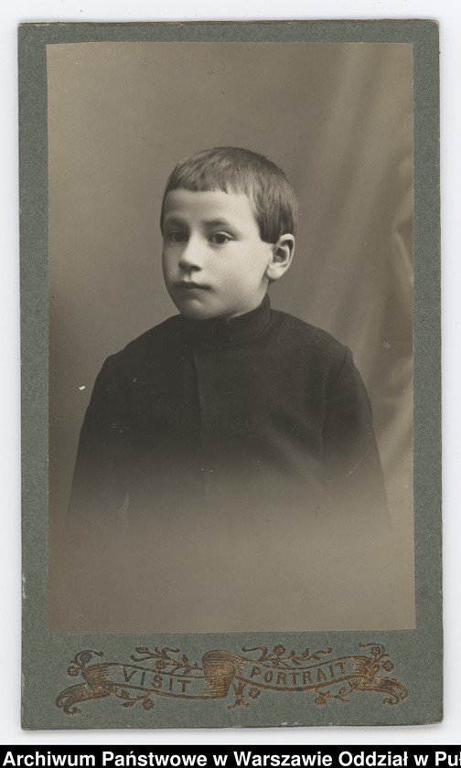 Obraz 67 z kolekcji "Chłopcy w niebieskich mundurkach... - uczniowie pułtuskiego Gimnazjum z okresu I wojny światowej"