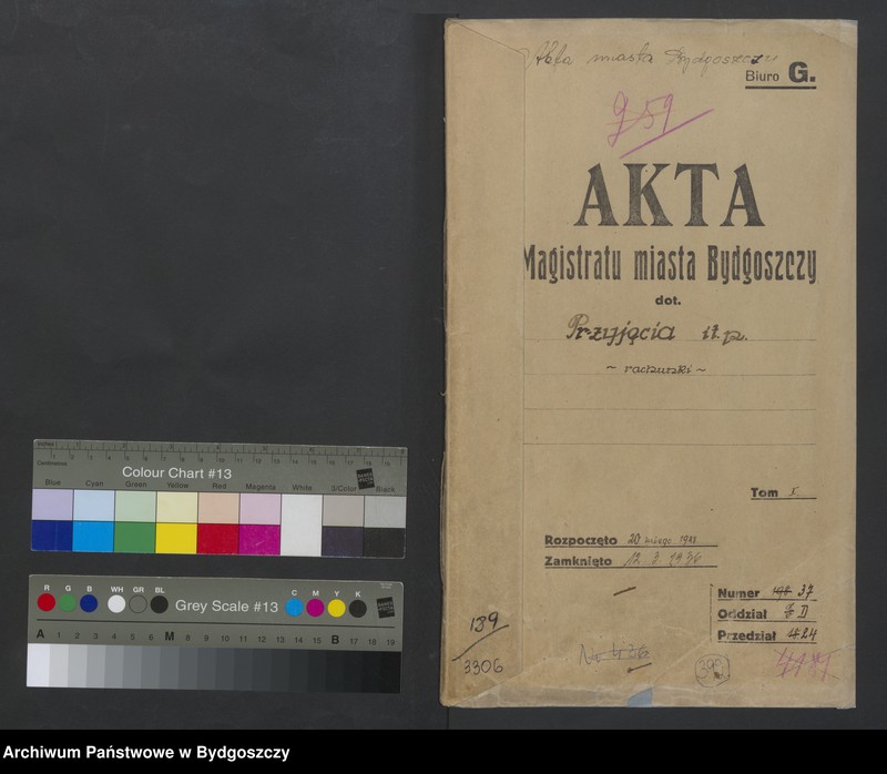 image.from.unit.number "Przyjęcia [imprez, wycieczek, dziennikarzy zagranicznych, studentów czeskich, rachunki]"