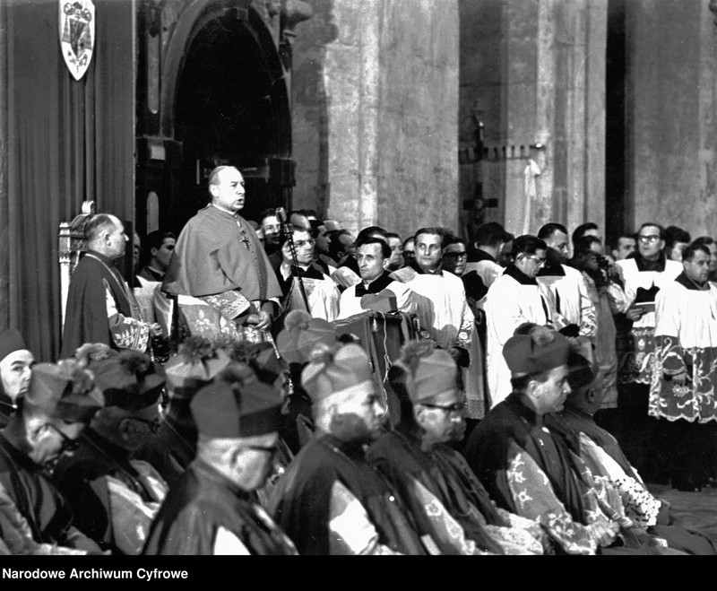 image.from.unit.number "Obchody Tysiąclecia Chrztu Polski w Gnieźnie"