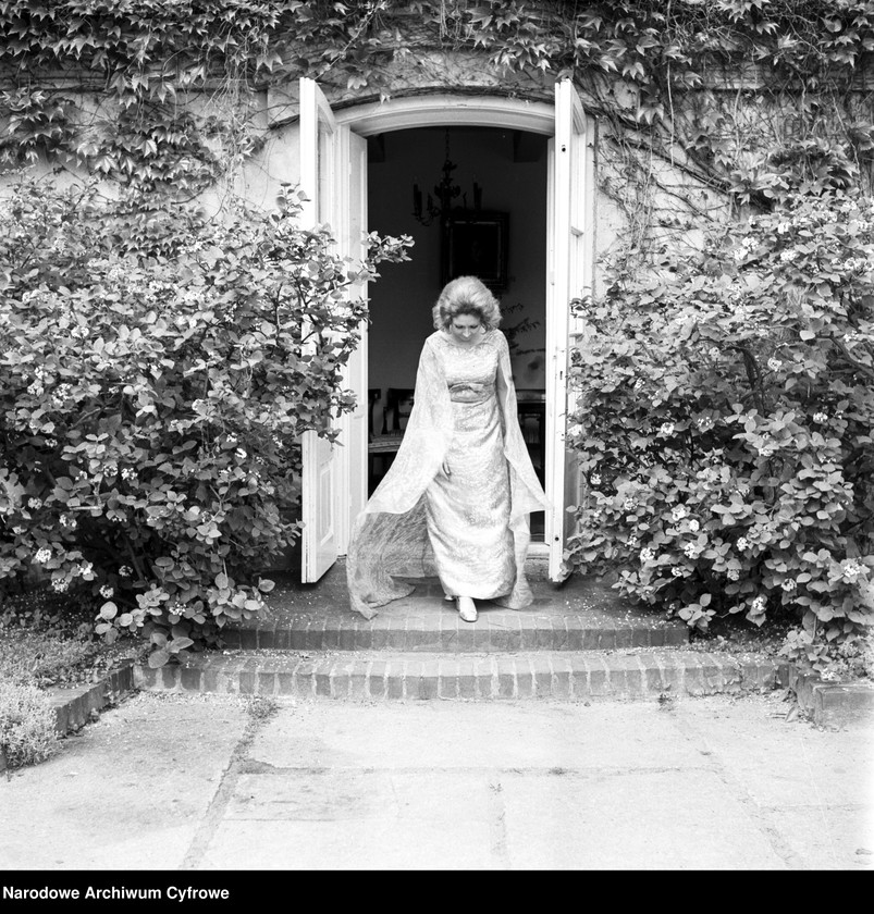 image.from.unit.number "Regina Smendzianka, pianistka"