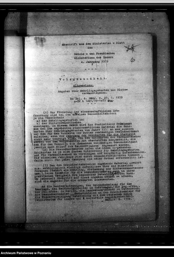 Obraz 10 z jednostki "Aufgaben der Gesundheitsämter. Aktenplan in Gesundheitsämtern. Arbeitsübersicht der Gesundheitsämter. Abfertigung von Juden und Polen."