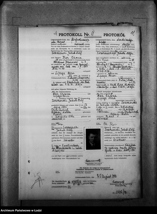 Obraz 15 z jednostki "[Protokoły stwierdzające na podstawie zeznań 2 świadków personalia i tożsamość osób ubiegających się o kartę tożsamości]"