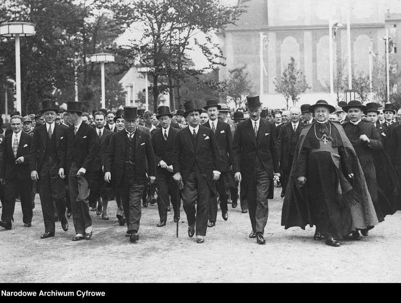 image.from.unit.number "Międzynarodowa Wystawa Komunikacji i Turystyki w Poznaniu"