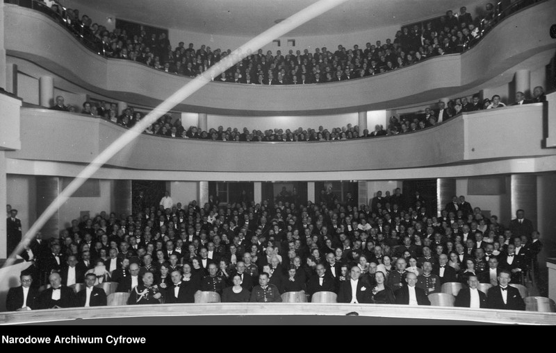 image.from.unit.number "Przedstawienie "Pan Damazy" Józefa Blizińskiego w Teatrze Miejskim im. Wojciecha Bogusławskiego w Kaliszu"