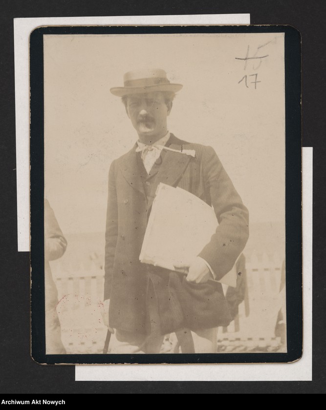 image.from.unit.number "I. J. Paderewski w latach 1895-1915. Fotografie"