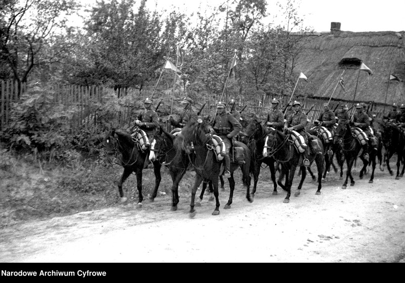 Obraz 18 z jednostki "Święto Kawalerii w Krakowie z okazji 250 rocznicy Odsieczy Wiedeńskiej "