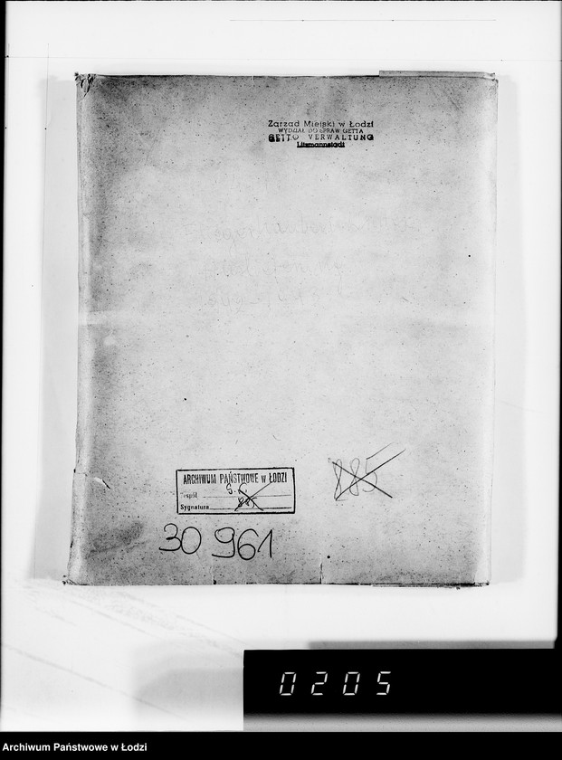 Obraz 4 z jednostki "441 Fliegerhauben Winter. Auslieferung"