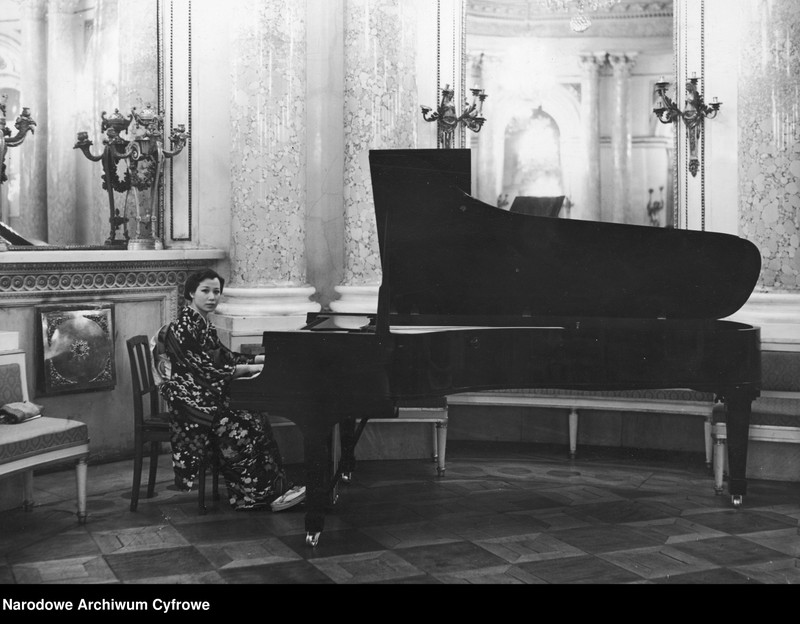 image.from.unit.number "III Międzynarodowy Konkurs Pianistyczny im. Fryderyka Chopina w Warszawie"