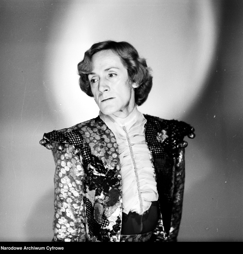 image.from.unit.number "Stanisław Szymański, tancerz"