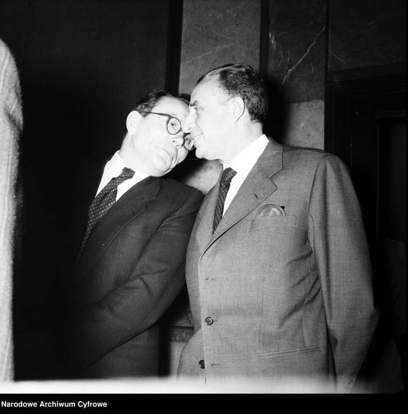 image.from.unit.number "Pierwsza sesja Sejmu II kadencji "