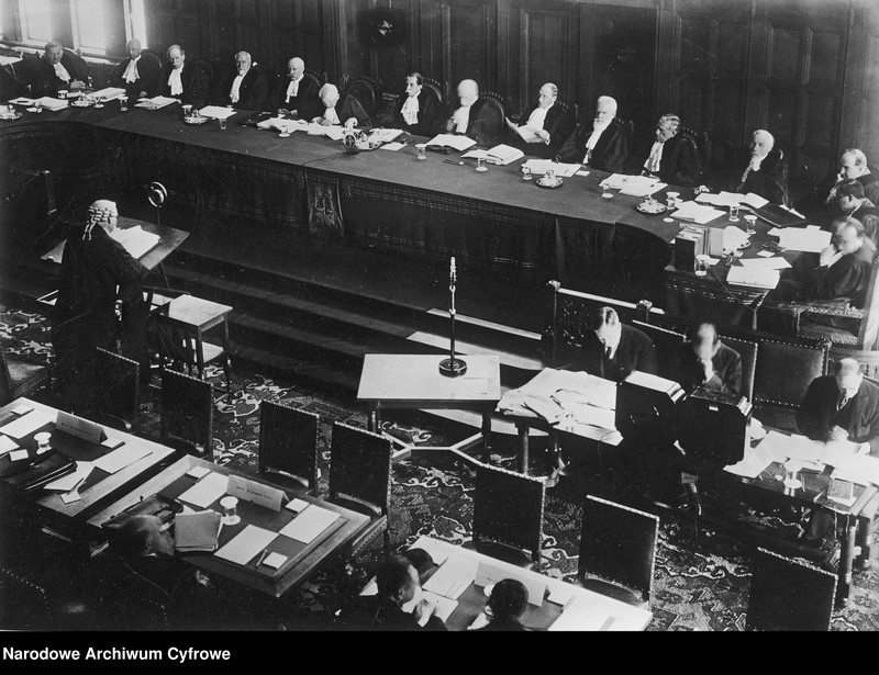 image.from.unit.number "Stały Trybunał Sprawiedliwości Międzynarodowej w Hadze"