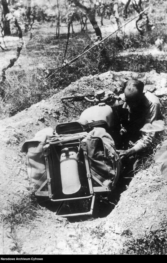 image.from.unit.number "Samodzielna 2 Brygada Pancerna 2 Korpusu Polskiego w bitwie o Monte Cassino"