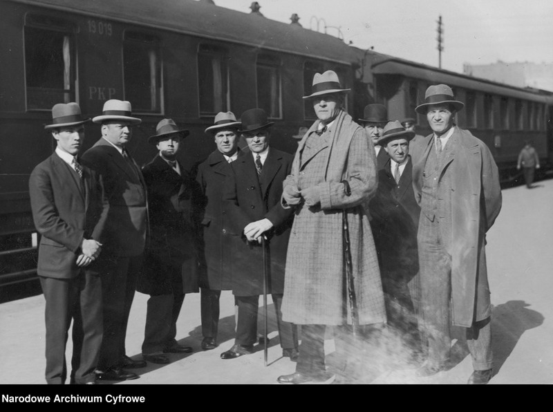 image.from.unit.number "Rosyjski śpiewak Fiodor Szalapin podczas pobytu w Warszawie"