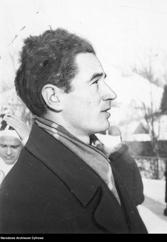 image.from.unit.number "Jan Marusarz"