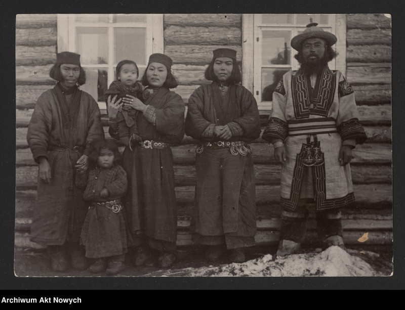 Obraz 12 z kolekcji "Fotografie ze zbiorów Bronisława Piłsudskiego.111"