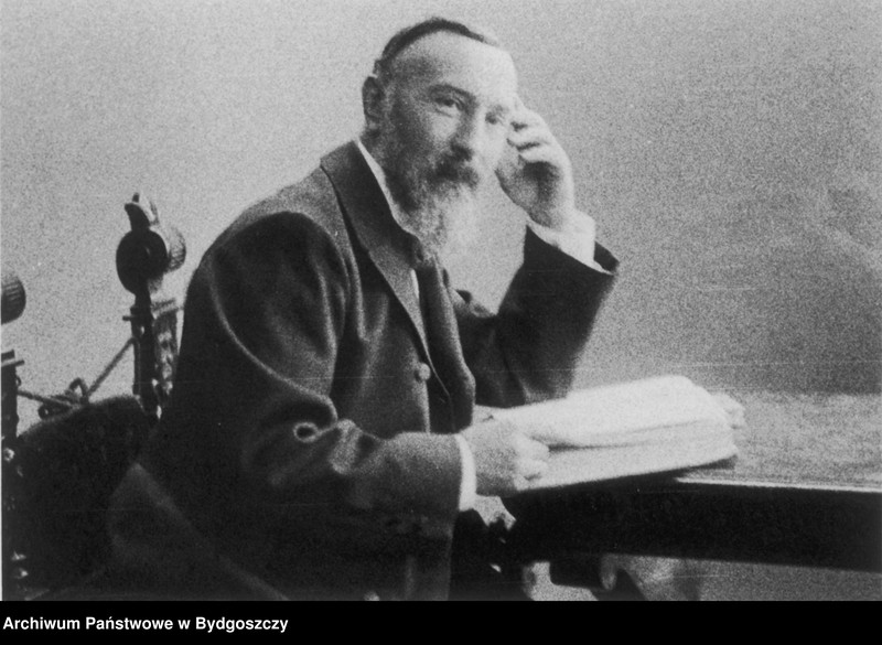 image.from.unit.number "Augschun Wilchelm Dawid [1854-po1920, nauczyciel, rektor Średniej Szkoły dla chłopców w Bydgoszczy]"