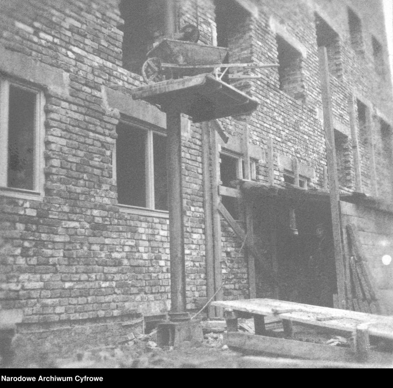 image.from.unit.number "Odbudowa Warszawy"