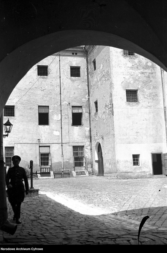 image.from.unit.number "Więzienie św. Michała przy ul. Senackiej 1/3 w Krakowie"