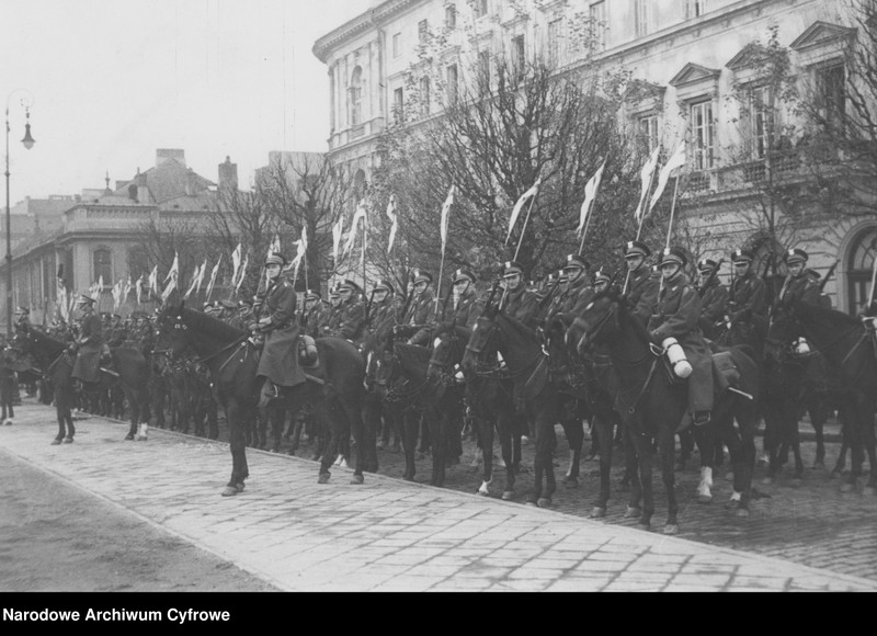 Obraz 1 z jednostki "Obchody Święta Niepodległości na placu Marszałka Józefa Piłsudskiego w Warszawie"