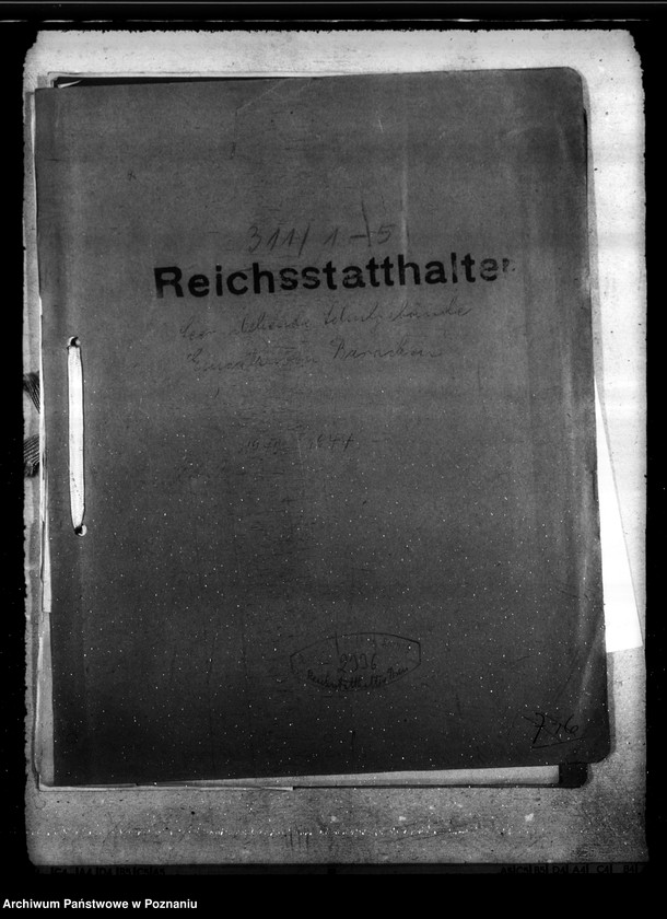 Obraz 4 z jednostki "Leel stehende Schulgebäude. Einsatz von Baracken"