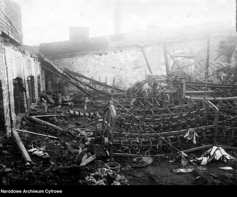 image.from.unit.number "Przędzalnia Pilicera w Łodzi"