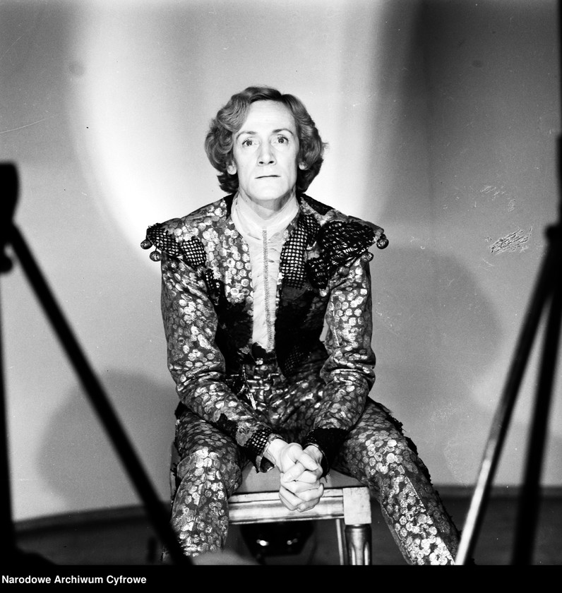 image.from.unit.number "Stanisław Szymański, tancerz"