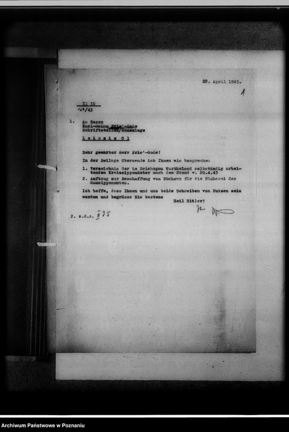 image.from.unit.number "Karl Heinz Frie`Gade - Leipzig [Lipsk]. [Korespondencja w sprawie nielegalnego uprawiania badań genealogicznych i prowadzenia poszukiwań antykwarycznych przez Frie`Gade, kilkakrotnie już karanego więzieniem]"