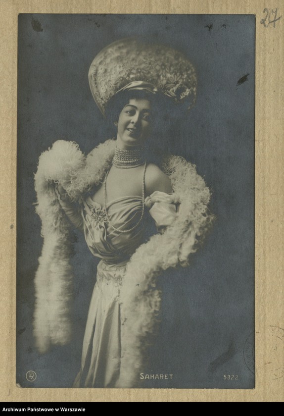 image.from.collection.number "Damy epok minionych111"