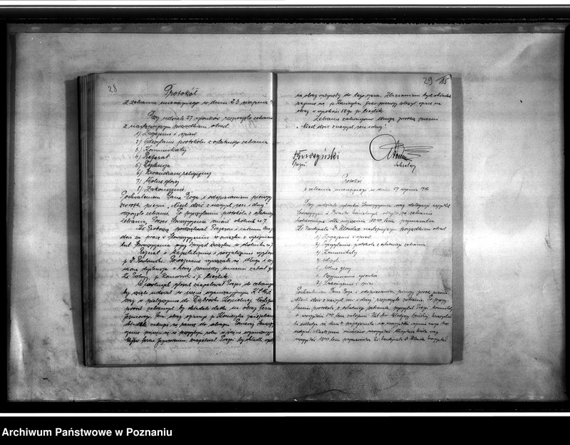 Obraz 19 z jednostki "Protokolarz zebrań"