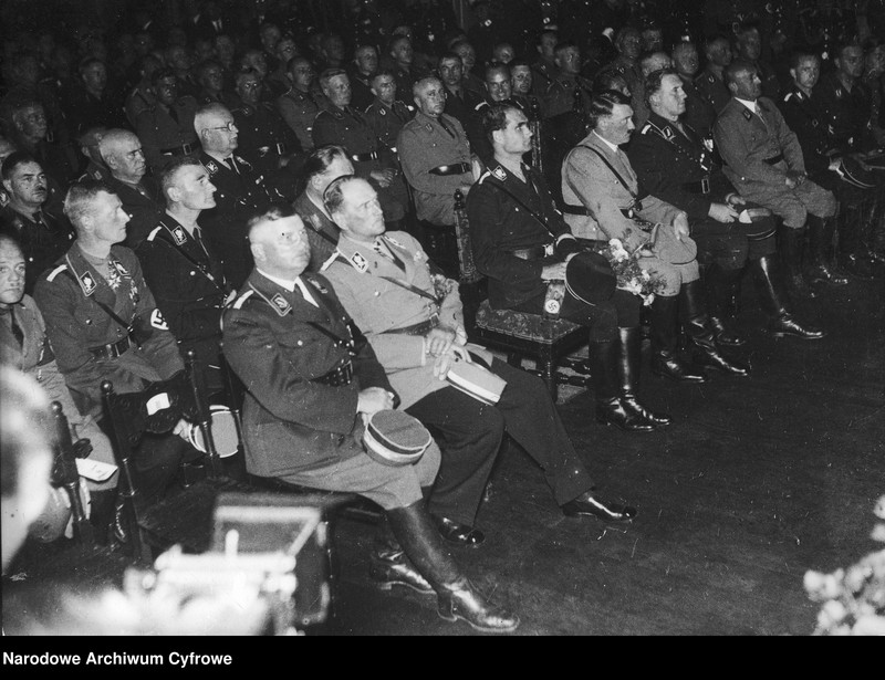 image.from.unit.number "Parteitag NSDAP (Narodowo-Socjalistycznej Niemieckiej Partii Robotników) w Norymberdze"