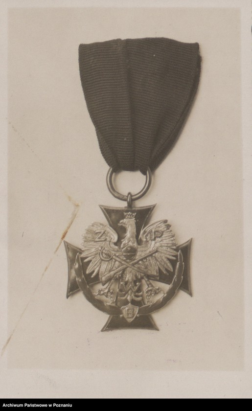 Obraz 3 z jednostki "Oznaka Towarzystwa Powstańców i Wojaków w Ostrowie - 1936 rok."