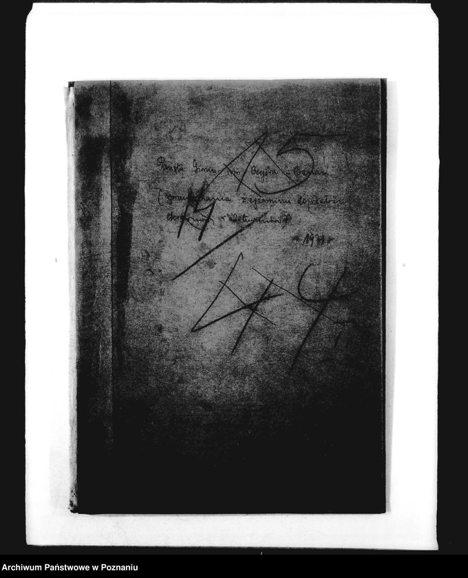 Obraz 4 z jednostki "Państwowe Gimnazjum imienia Bergera - Poznań [między innymi sprawozdanie z egzaminu dojrzałości eksternów i abiturientów]"