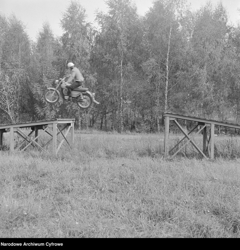 image.from.unit.number "Szkoła Ruchu Drogowego im. Franciszka Zubrzyckiego w Piasecznie"