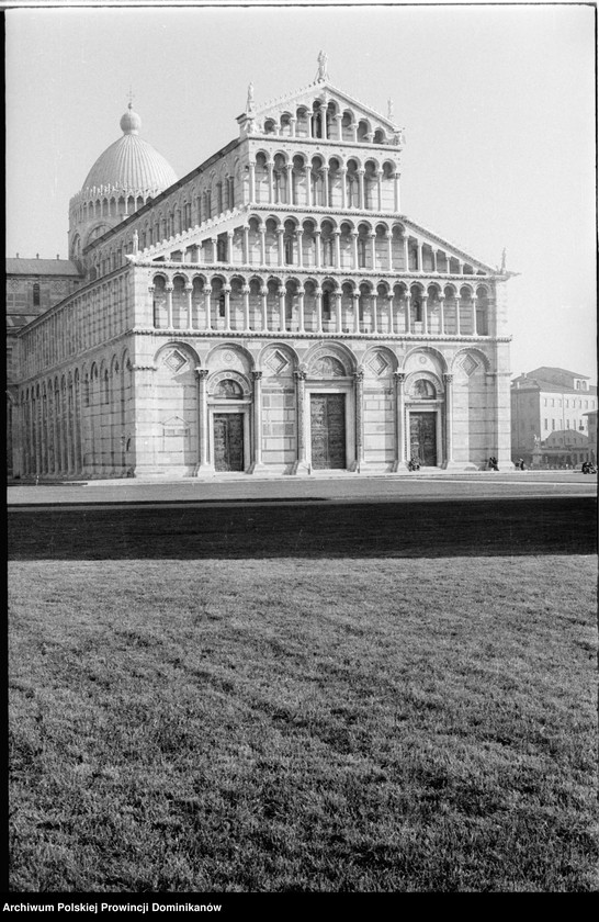 image.from.unit.number "Włochy. Potenza Picena; Florencja; Piza; Polski Cmentarz Wojenny w Bolonii"